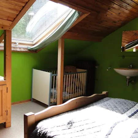 Bed & Breakfast D'hotes Des Ardennes *